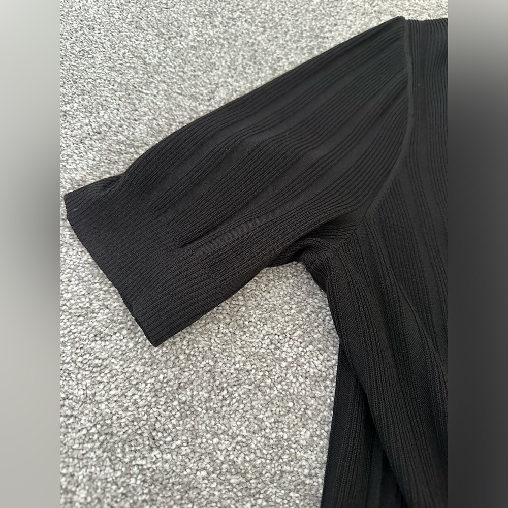 Black Short Sleeve Cardigan - Picture 3 of 3